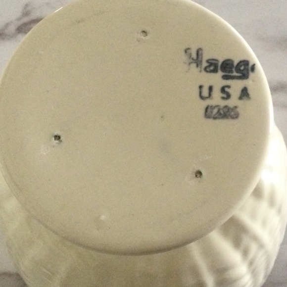 Haeger Pottery Pedestal Planter - Picture 5 of 5